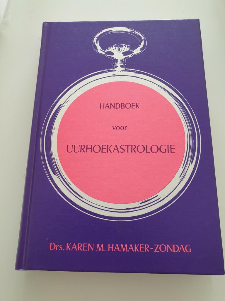 Handboek voor uurhoekastrologie  HARDCOVER. M.Hamaker-Zondag, Ophalen of Verzenden, Zo goed als nieuw, Astrologie