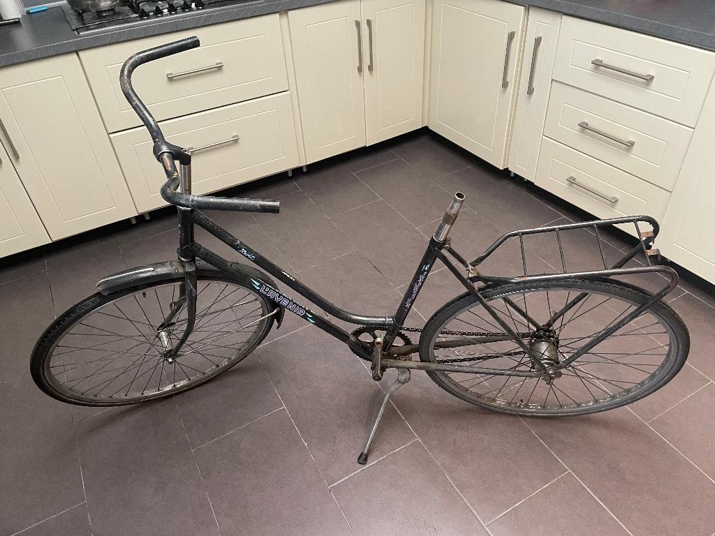 Fiets frame + wielen 26 inch, Fietsen en Brommers, Fietsonderdelen, Ophalen, Gebruikt, Wiel, L'Avenir