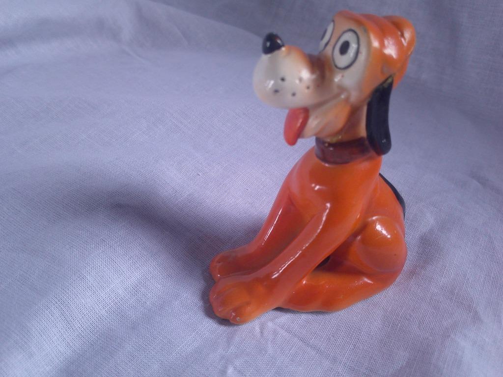 Pluto beeldje, Ophalen