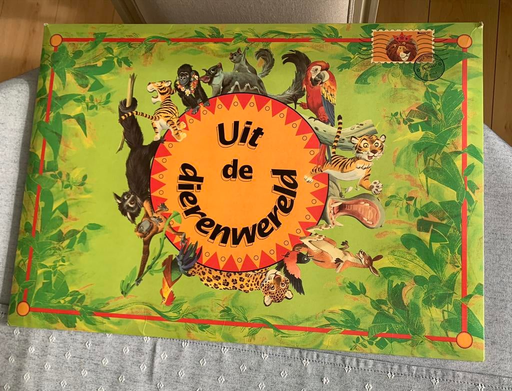 8 grote boeken Uit de dierenwereld / Le monde des animeaux, Ophalen of Verzenden, Zo goed als nieuw