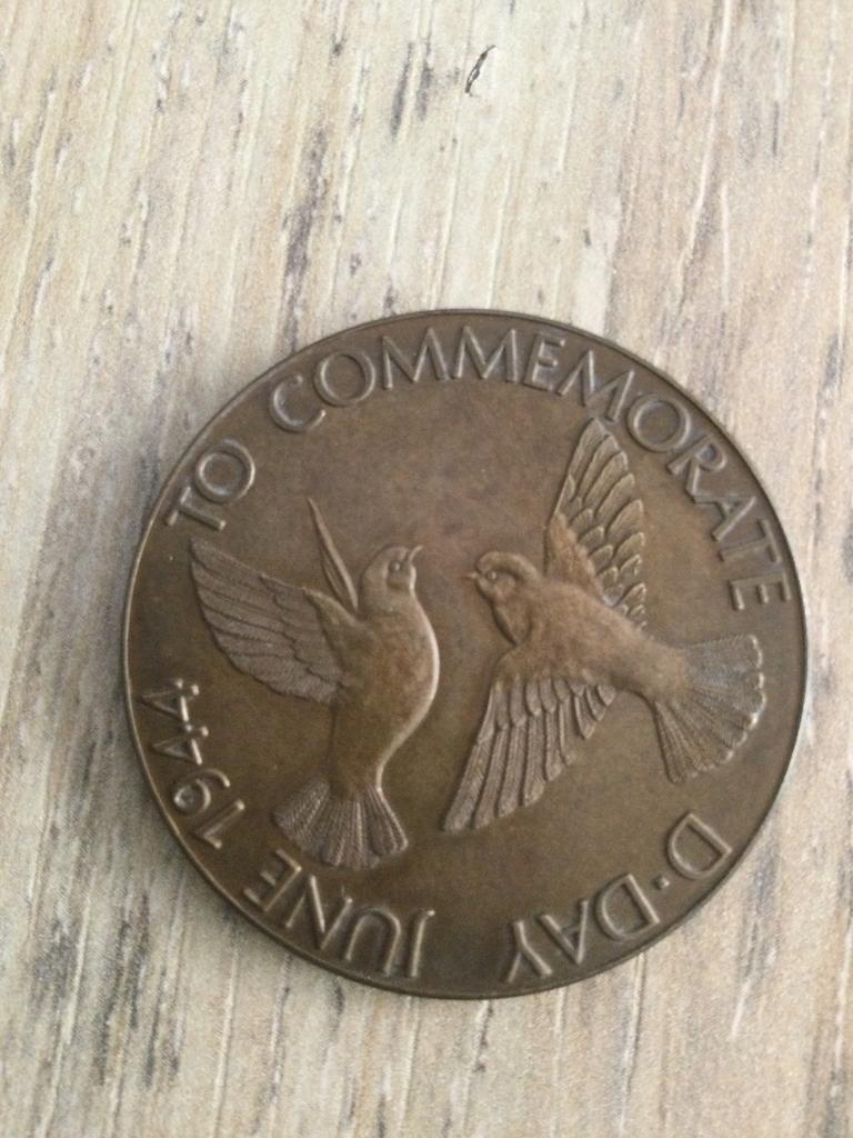 Herinneringsmedaille d day 1944, Enlèvement ou Envoi
