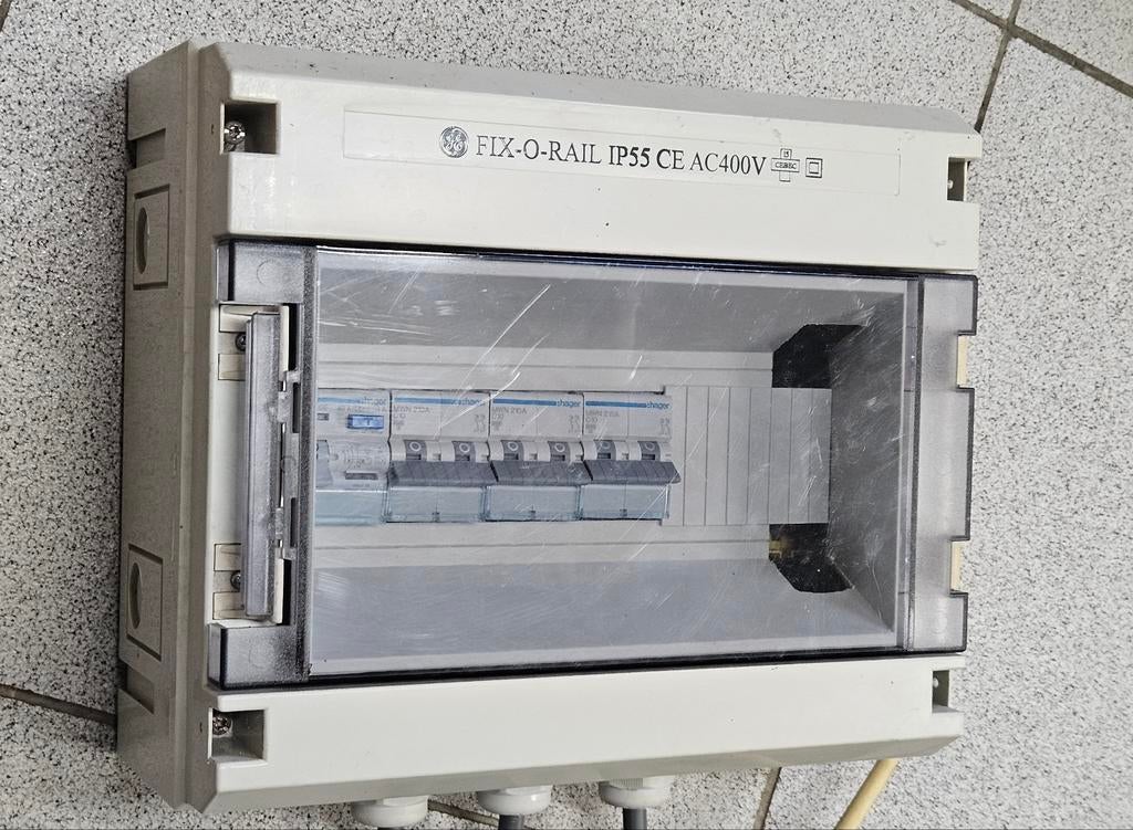 IP55 zekeringskastje 12 modules, Doe-het-zelf en Bouw, Ophalen