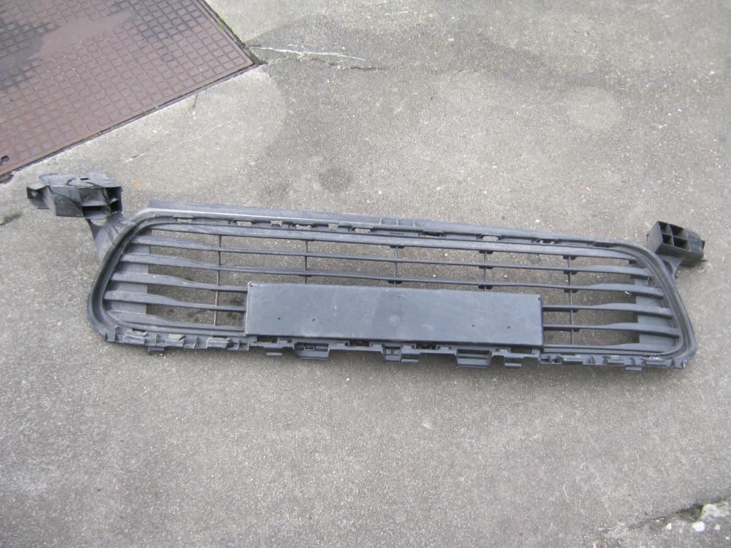 Grille de pare-choc avant RENAULT CLIO 4 IV GT 622540754R, Enlèvement ou Envoi, Utilisé, Renault, Pare-chocs