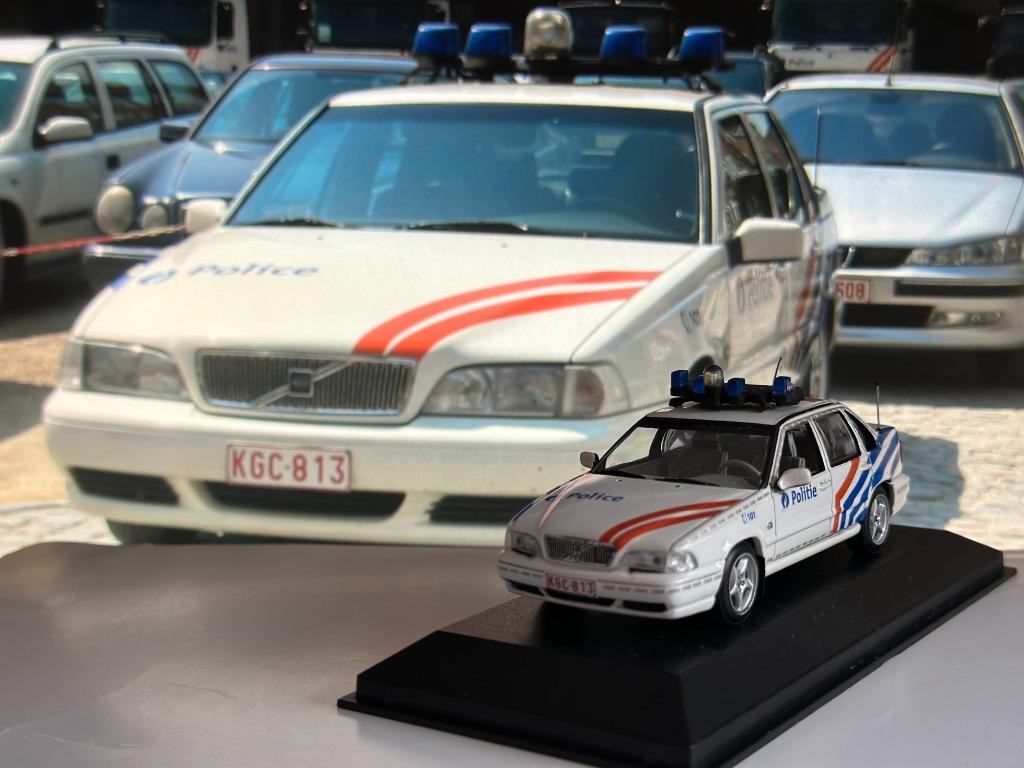 Minichamps Volvo S70 1/43 federal police fédérale code 3, Enlèvement, Utilisé, Voiture, MiniChamps
