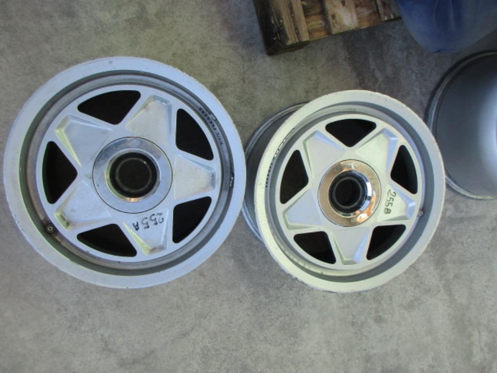 Roue avant pour Ferrari Testarossa, Enlèvement ou Envoi, Utilisé, Avant, Ferrari