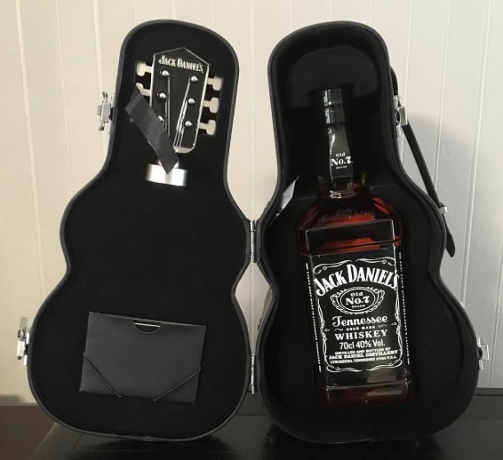 Jack Daniels : Gitaarkoffer + Fles, Collections, Marques & Objets publicitaires, Neuf, Enlèvement