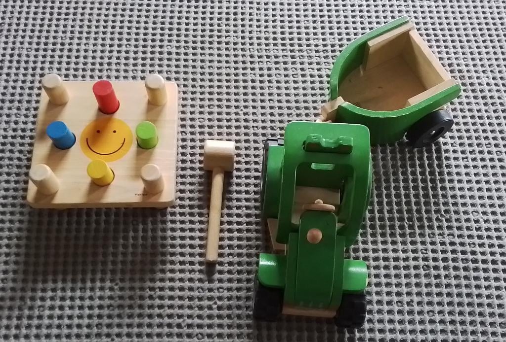 2 stuks Plan Toys, Enfants & Bébés, Enlèvement ou Envoi, Utilisé