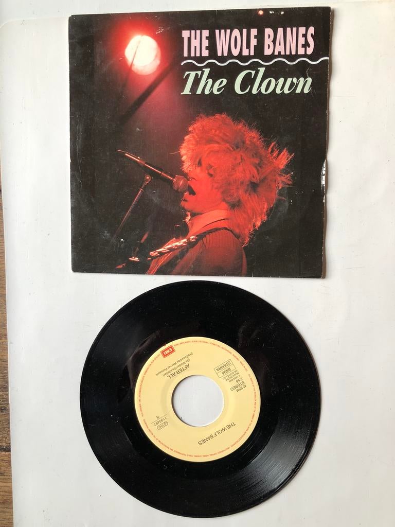 The Wolf Banes : le clown (belpop ; 1992), Envoi, Comme neuf