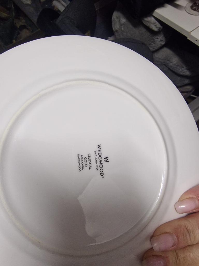 Servies Eisch en Wedgwood in zeer goede conditie 650€, Huis en Inrichting, Ophalen, Gebruikt, Wedgwood, Bord(en)