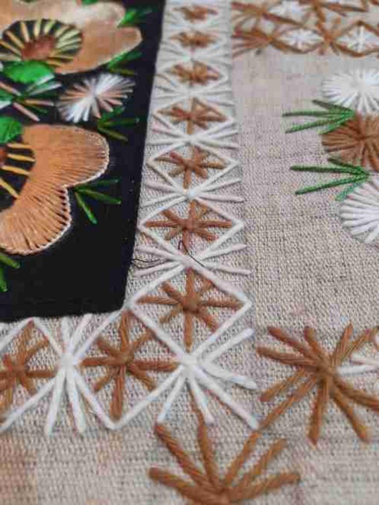 Tafelkleed gesteven linnen handgemaakt beige 215/145, Ophalen of Verzenden, Gebruikt