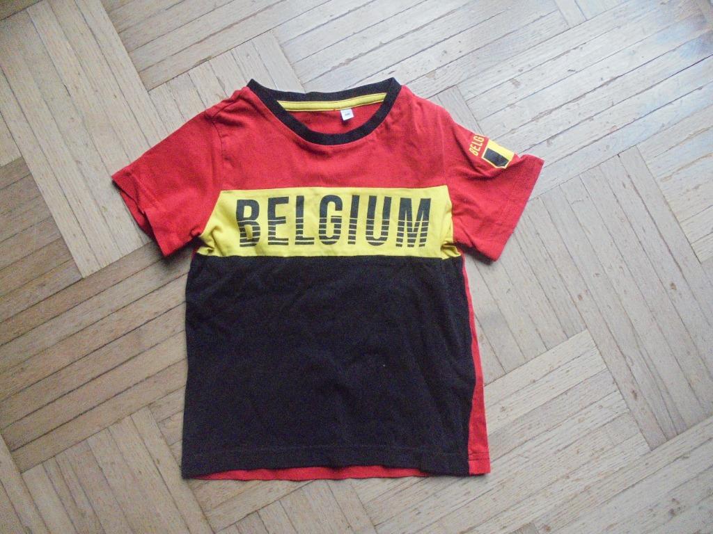 T-shirt Belgique football taille 104, Enlèvement ou Envoi, Comme neuf, Garçon ou Fille, Vêtements de sport ou Maillots de bain