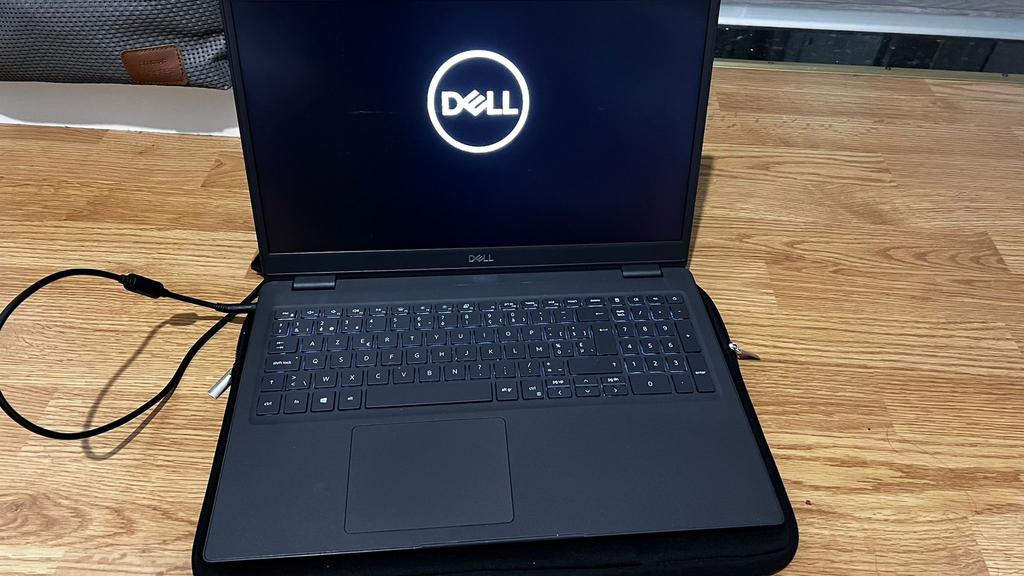 Te koop laptop Microsoft Windows 10 Pro Education, Ophalen, Gebruikt, 8 GB, 8 GB