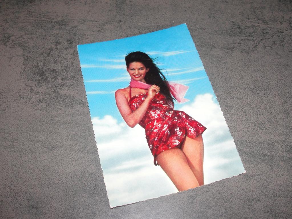 Carte postale avec photo de Claudia Cardinale (années 1960), Enlèvement ou Envoi, 1940 à 1960, Non affranchie, Autres thèmes