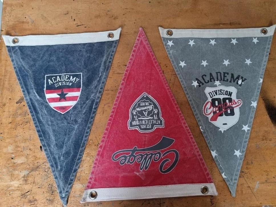 3 Drapeaux usa Academy pour deco USA, Enlèvement ou Envoi, Comme neuf