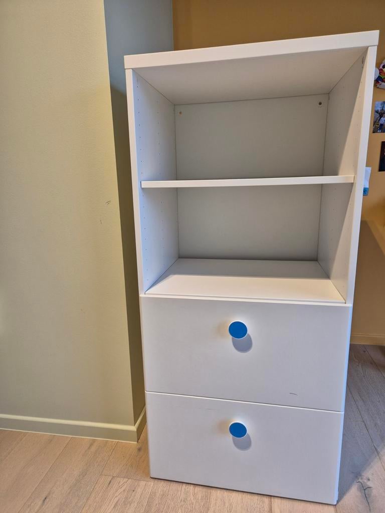 Ikea stuva kast, Enlèvement