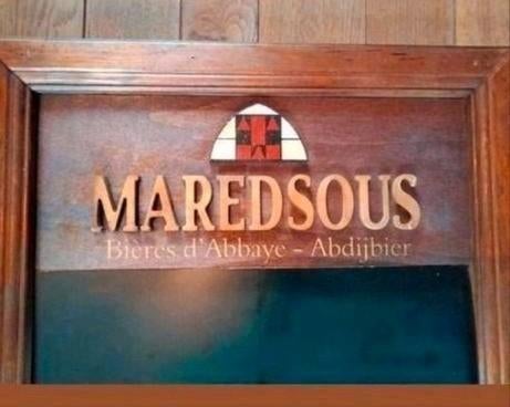 Enseigne,panneau publicitaire Maredsous.
Bois,craie. 60x80cm, Enlèvement ou Envoi, Autres marques