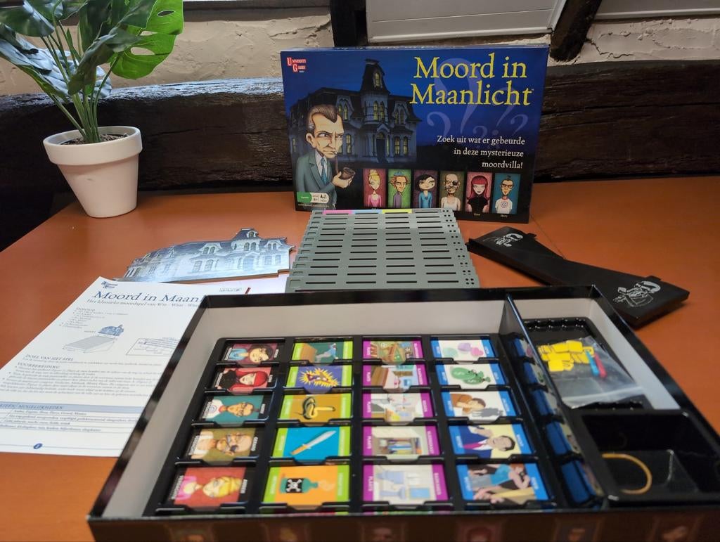 Moord in maanlicht, Ophalen of Verzenden, Zo goed als nieuw