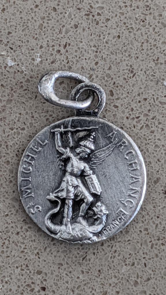Medaillon van aartsengel St Michaël, St Michel archange Fran, Ophalen of Verzenden, Nieuw, Sieraad, Christendom | Katholiek