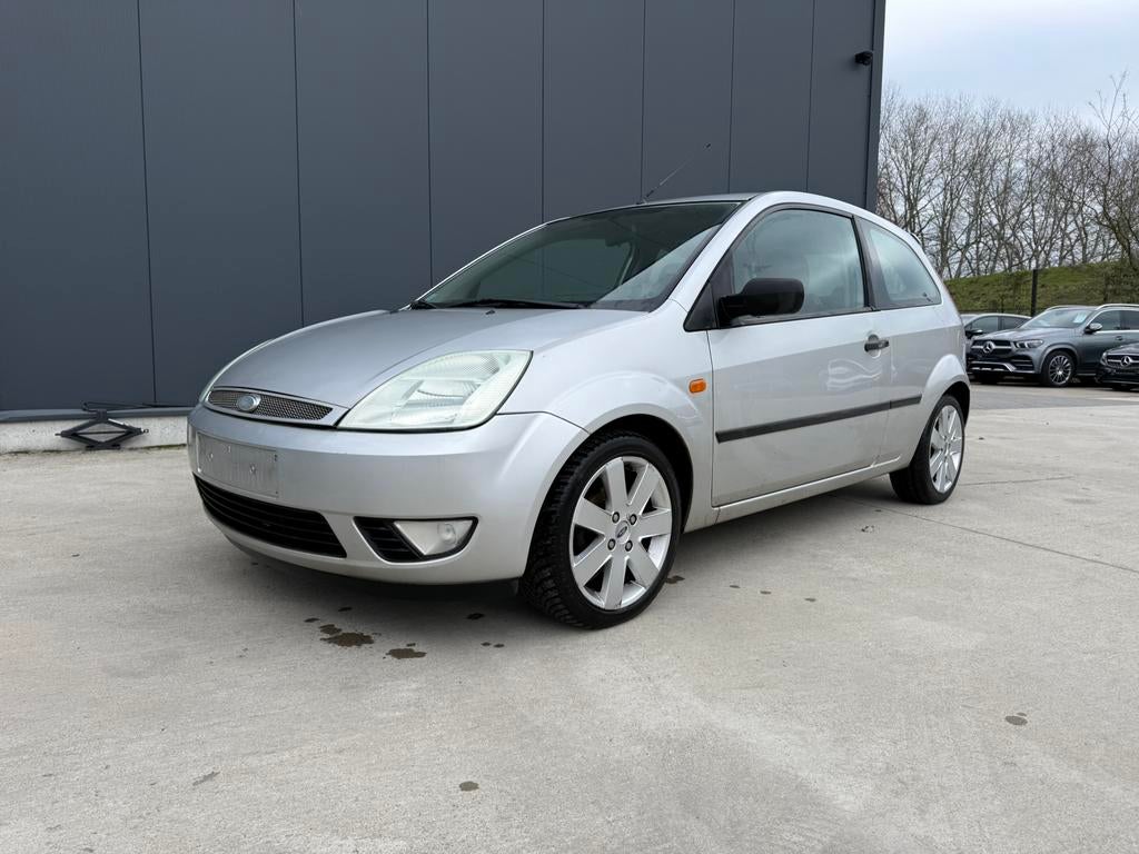 Ford Fiesta, Auto's, Ford, Voorwielaandrijving, 1299 cc, Stof, 4 cilinders