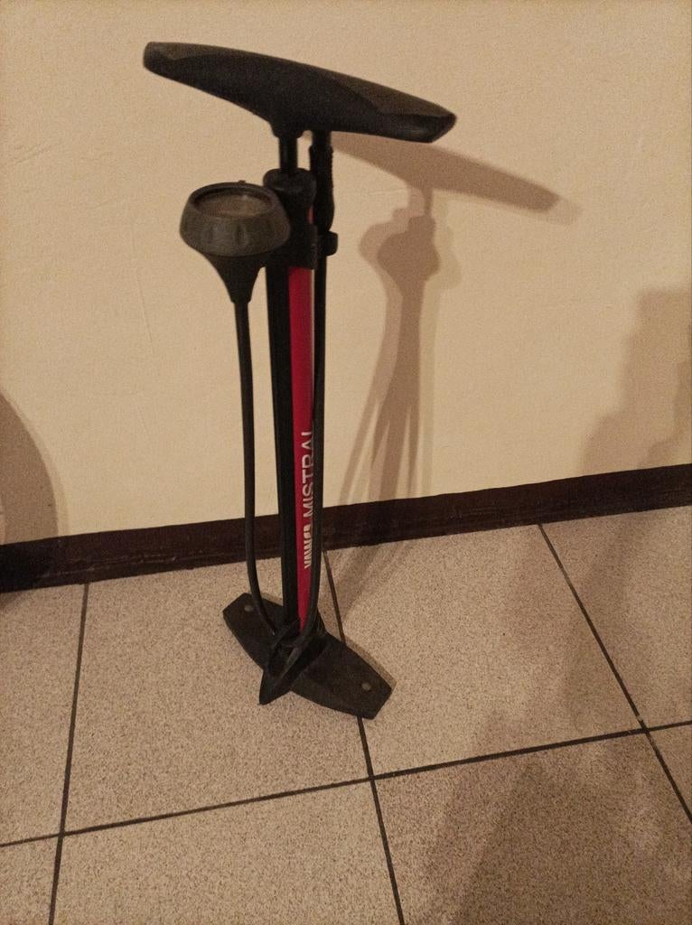 Yaw Mistral fietspomp, Fietsen en Brommers, Ophalen of Verzenden, Drukmeter, Nieuw
