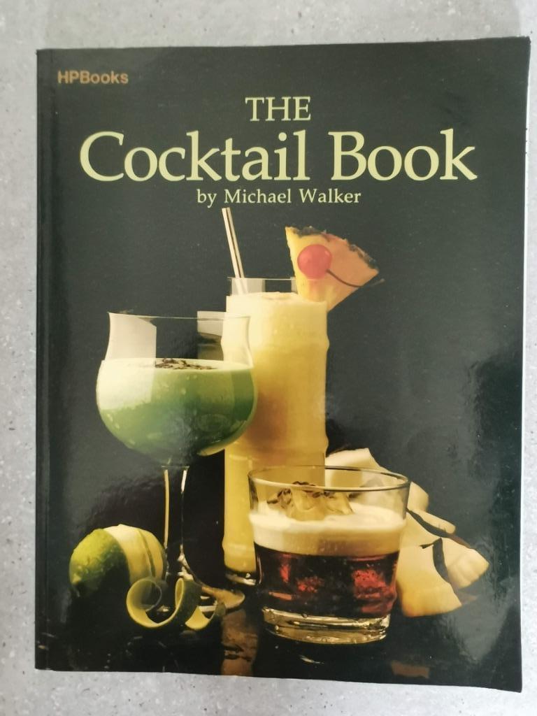 The Cocktail Book - recepten voor cocktails, Boeken, Ophalen of Verzenden, Zo goed als nieuw, Michael Walker, Overige typen