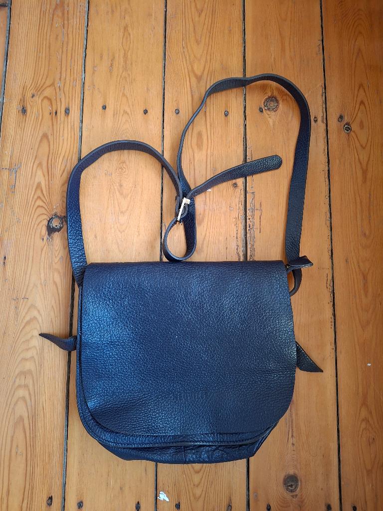 Sac à main en cuir Neuville Brussels - bleu foncé, Enlèvement ou Envoi, Utilisé, Bleu, Sac à main