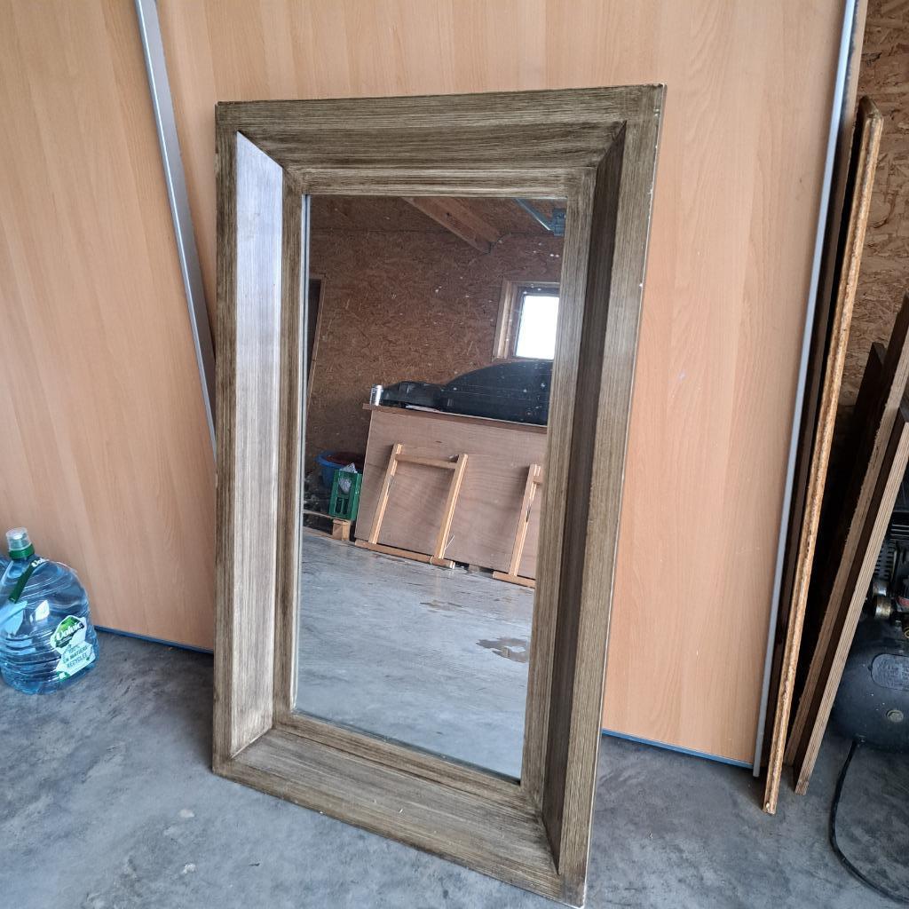 Miroir Flamant, Enlèvement