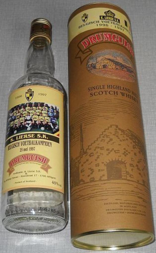 lierse sk - whiskyfles met etui = bk 1997, Verzamelen, Sportartikelen en Voetbal, Ophalen of Verzenden