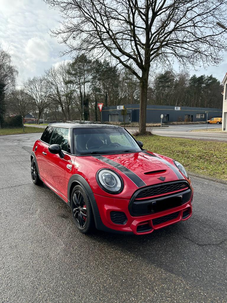 Mini JCW 2.0a pro exhaust, Autos, Mini, Rouge, Achat, Euro 6, Alcantara