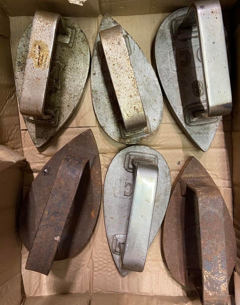 Antiquités, vieux fers., Ophalen of Verzenden