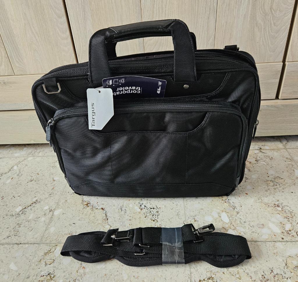 Targus Corporate Traveller laptoptas, Computers en Software, Laptoptassen, Ophalen of Verzenden, 16 inch, Nieuw, Schoudertas
