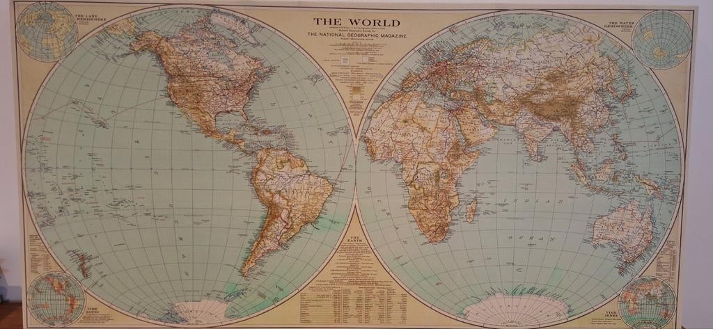 Canvas The world National Geographic, Huis en Inrichting, Woonaccessoires | Wanddecoraties, Gebruikt, Ophalen of Verzenden