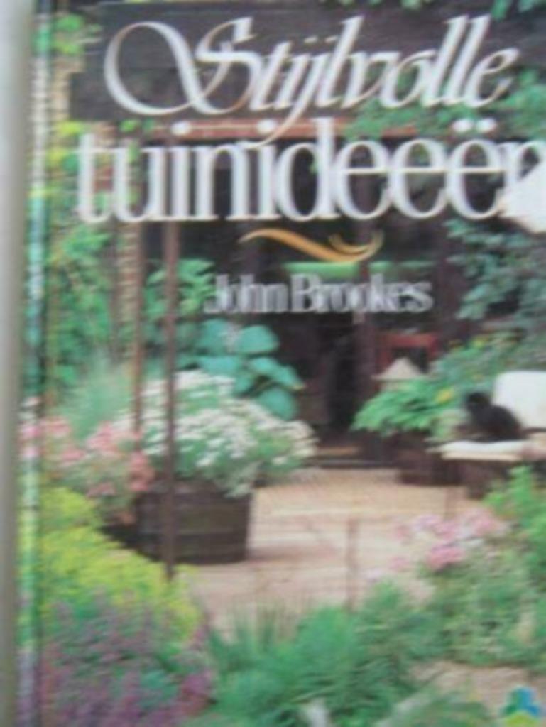 John Brookes / keuze uit 3 boeken voor tuinieren, Ophalen of Verzenden, Zo goed als nieuw