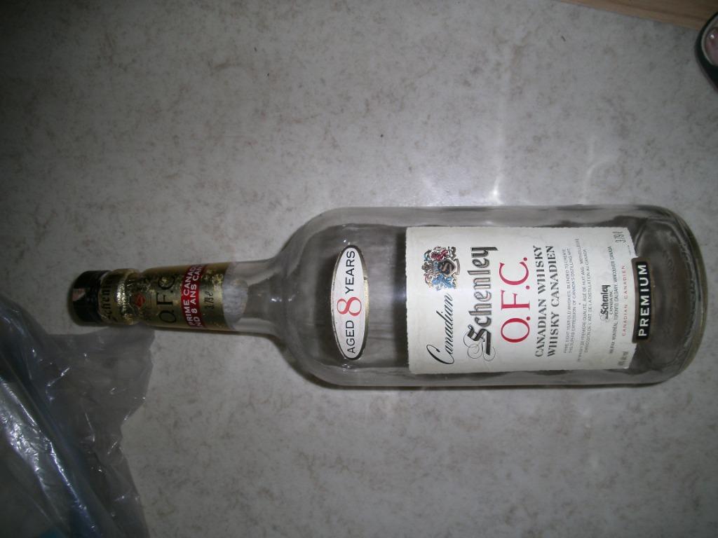 lege whisky fles "Canadian Shenley", Verzamelen, Ophalen of Verzenden