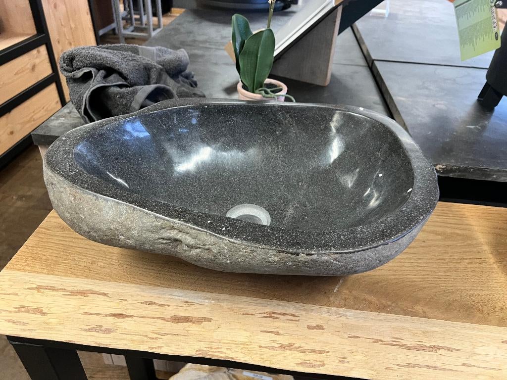 Riverstone Waskommen met hoge korting, Ophalen, Steen