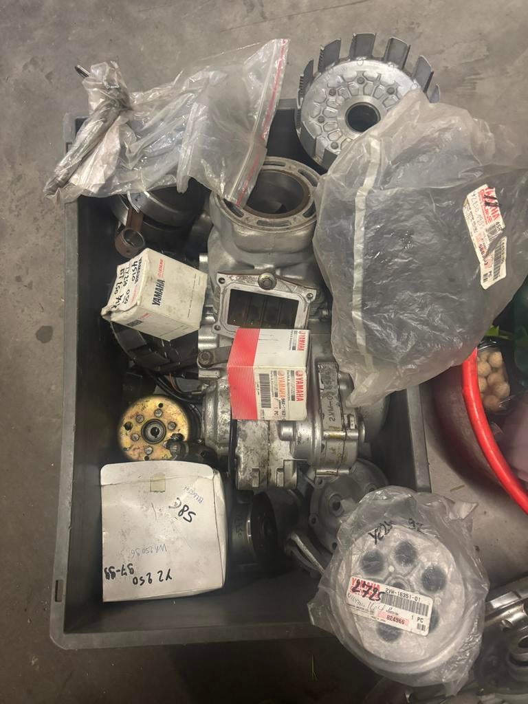 Pièces YZ250 2VM-4SR, Motoren, Ophalen of Verzenden, Gebruikt