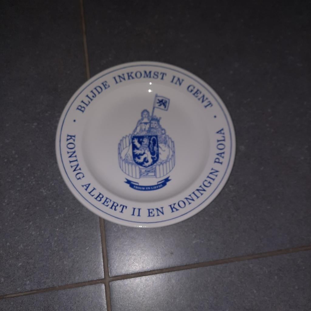 Bord van Boch , blijde inkomst Gent . K.Albert en K.Paola ., Enlèvement ou Envoi, Comme neuf