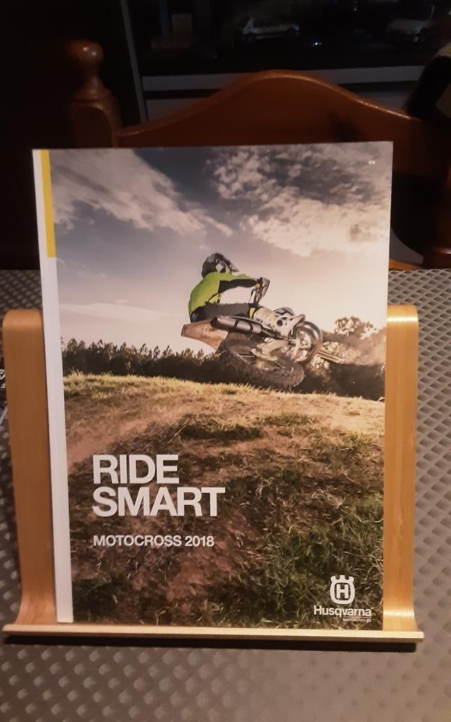 Husqvarna brochure motocross 2018, Boeken, Ophalen of Verzenden, Zo goed als nieuw