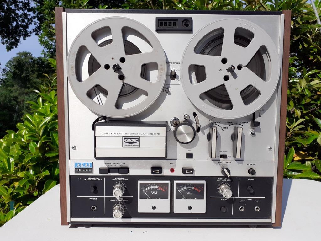 Bandopnemer AkaiGX220, werkt. Versterker+speakers ingebouwd, Ophalen, Bandrecorder