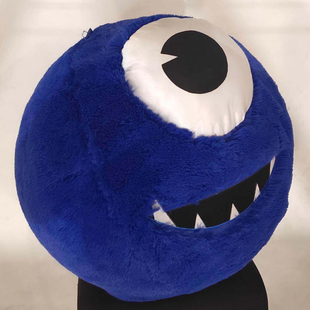 Knuffel / bal, Ophalen