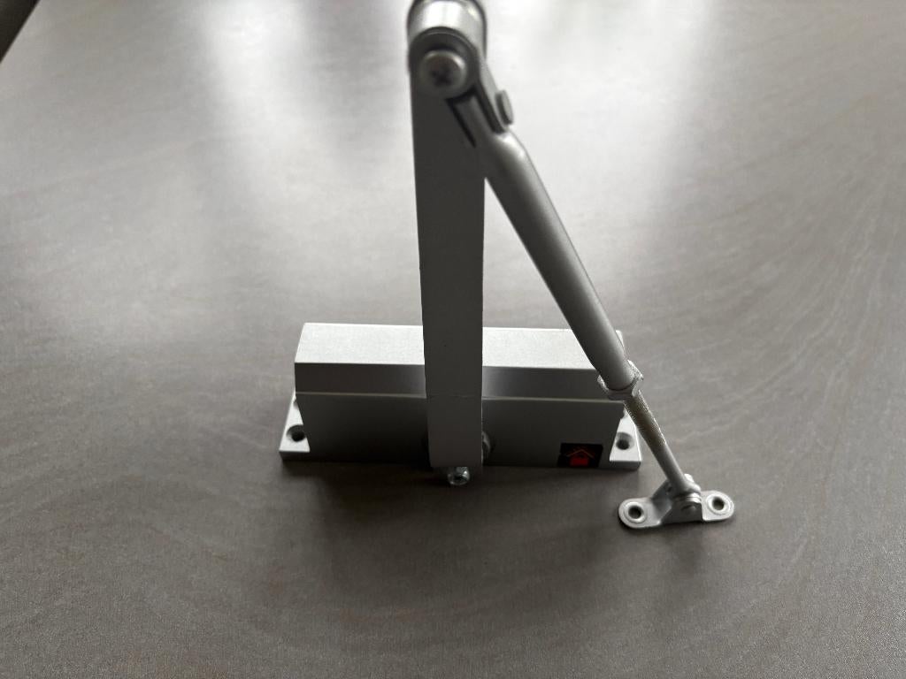 Deurlepel Manutan, met scharnierarm Compass Force 3, Doe-het-zelf en Bouw, Ophalen of Verzenden, Nieuw, IJzer, Overige typen