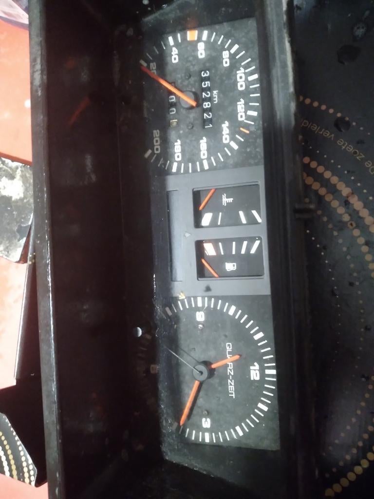 Horloge compteur de vitesse Audi 80 B2, Enlèvement ou Envoi, Audi