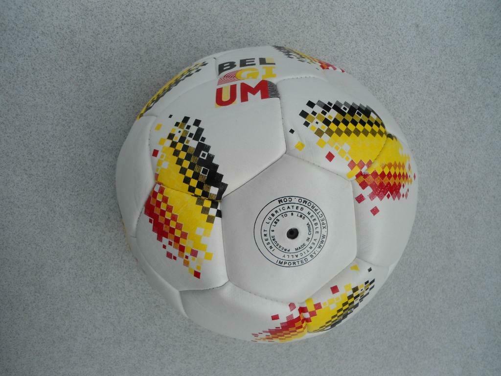 voetbal splinternieuw, Verzamelen, Ophalen of Verzenden, Nieuw
