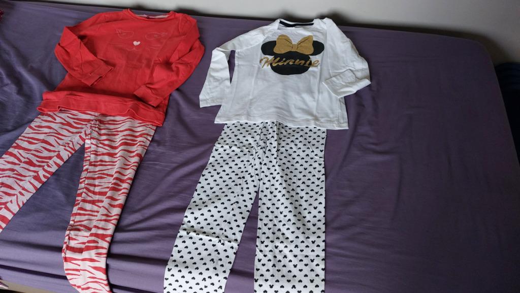 Meisjes pyjama maat 128, Enfants & Bébés, Vêtements enfant | Taille 128, Disney, Enlèvement ou Envoi, Comme neuf, Vêtements de nuit ou Sous-vêtements