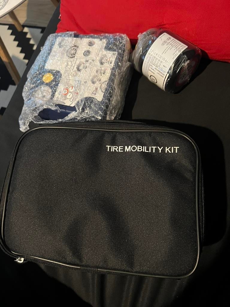 Kit de mobilité pour pneus (Tire Mobility Kit), Autos : Pièces & Accessoires, Enlèvement ou Envoi, Neuf, Pneu(s)