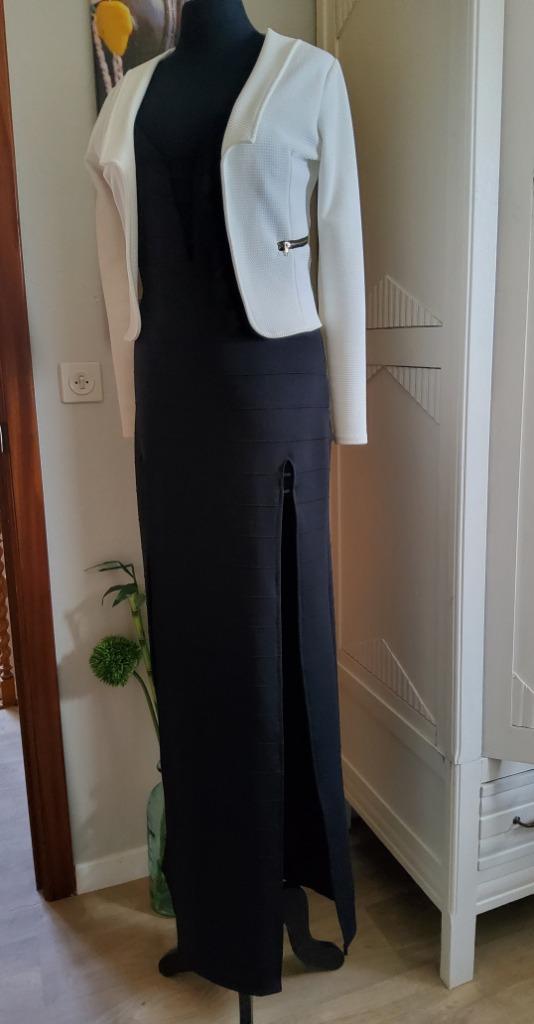 Robe noire, belle et élégante avec veste blanche, Vêtements | Femmes, Taille 38/40 (M), Enlèvement ou Envoi, Noir, Neuf