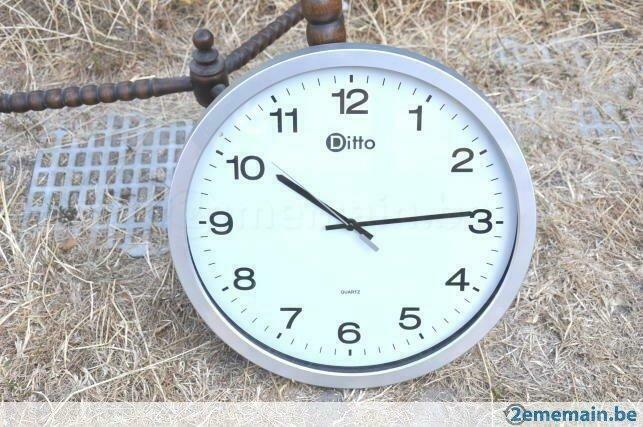 horloge mural ronde marque ditto, Maison & Meubles, Enlèvement ou Envoi, Utilisé