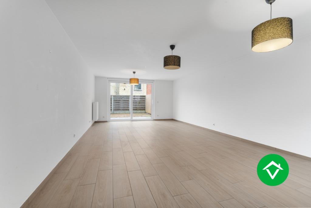 Totaal vernieuwde woning in Koekelare, Immo, 200 tot 500 m², 204 kWh/m²/jaar, 2 kamers, Tussenwoning
