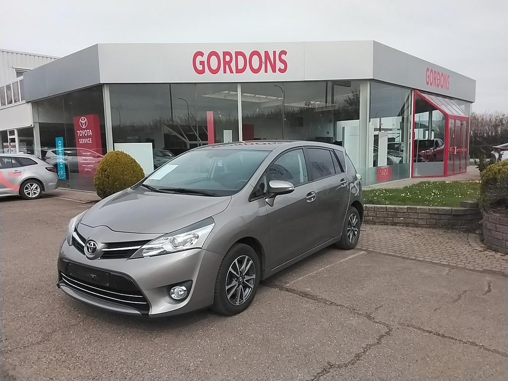 TOYOTA VERSO, Autos, Toyota, Achat, 82 kW, Entreprise, 5 portes
