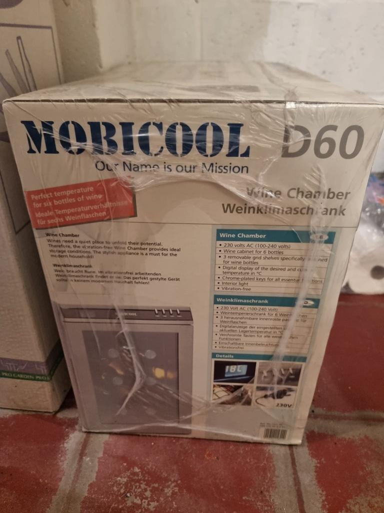Wijnkoeler Mobicool D60 nieuw, Elektronische apparatuur, Koelkasten en IJskasten, Ophalen, Nieuw